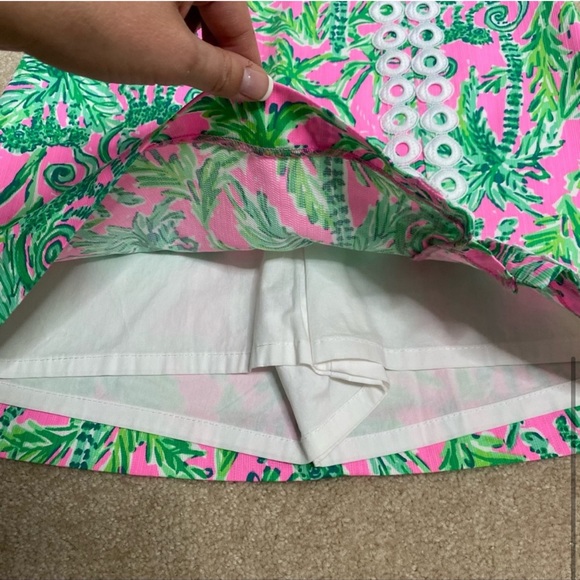 Lilly Pulitzer Tawney Skort Size 2 - Picture 2 of 5